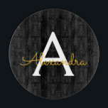 Tabla De Cortar Black Gold Modern Script Girly Monograma Nombre<br><div class="desc">Tablero de corte de nombres de monograma de escritura simple negro y dorado. Esto hace que la graduación perfecta, el cumpleaños, el boda, la ducha de novia, el aniversario, la ducha de bebé o la fiesta de soltera sea un regalo para alguien que ama el lujo glam y los estilos...</div>