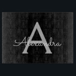 Tabla De Cortar Black Silver Modern Script Girly Monograma Nombre<br><div class="desc">Placa de corte de nombres de monograma de escritura simple en negro y plateado. Esto hace que la graduación perfecta, el cumpleaños, el boda, la ducha de novia, el aniversario, la ducha de bebé o la fiesta de soltera sea un regalo para alguien que ama el lujo glam y los...</div>