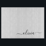 Tabla De Cortar Black White Modern Script Girly Monograma Nombre<br><div class="desc">Placa de corte de nombres de monograma de escritura simple en blanco y negro. Esto hace que la graduación perfecta, el cumpleaños, el boda, la ducha de novia, el aniversario, la ducha de bebé o la fiesta de soltera sea un regalo para alguien que ama el lujo glam y los...</div>