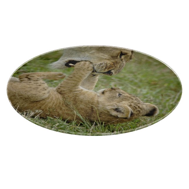 Tabla De Cortar Cachorro de León Jugando (Borde)