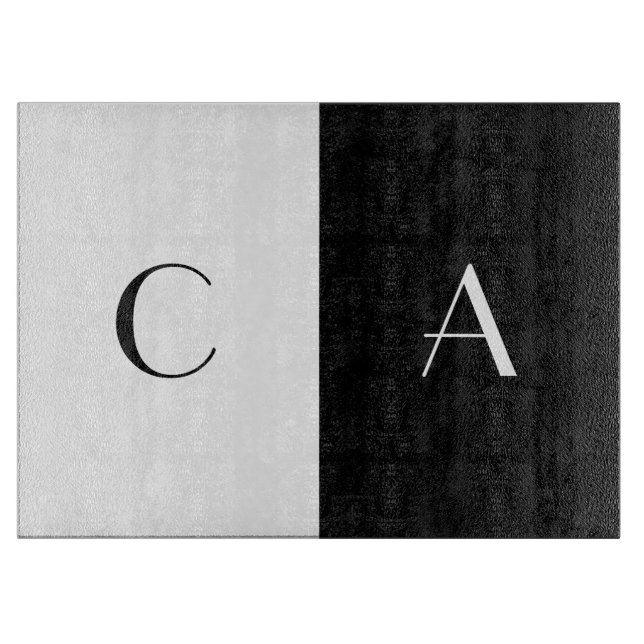 Tabla de cortar con monograma blanco y negro (Anverso)