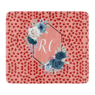 Tabla De Cortar corazones rojos únicos sobre rosa y patrón persona