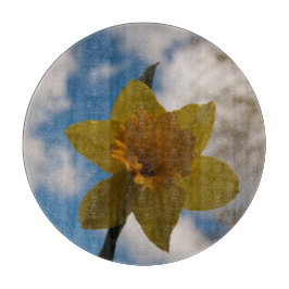 Tabla De Cortar Daffodil en primavera