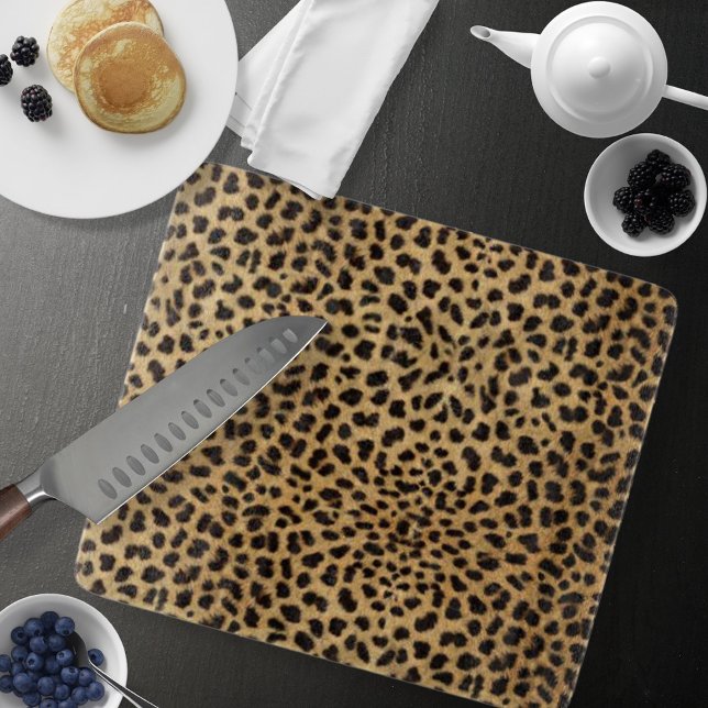 Tabla De Cortar Diseño de leopardo (Cheetah Print Cutting Board by Looly Elzayat
)