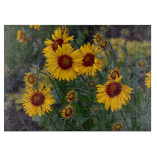 Tabla De Cortar Flores naranjas, vibrantes y radiantes