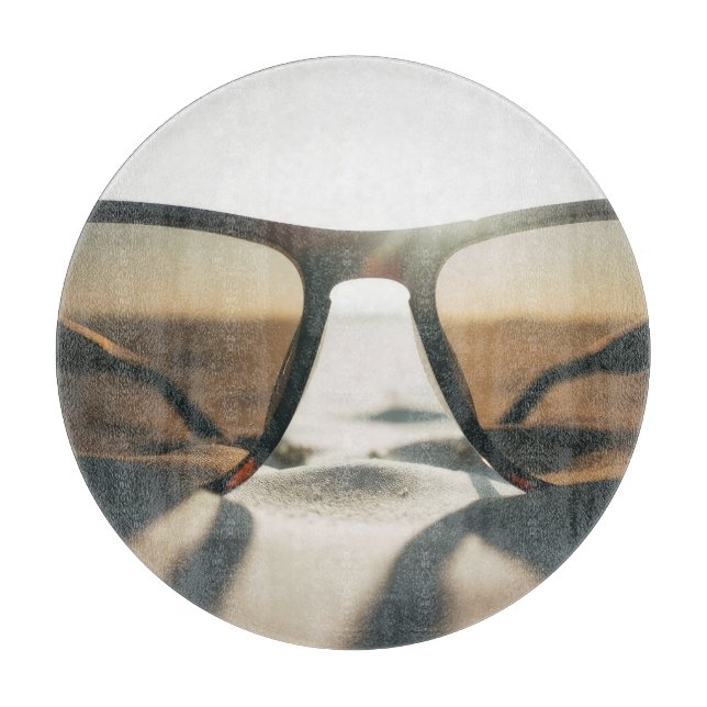 Tabla De Cortar Gafas de sol en la arena (Anverso)