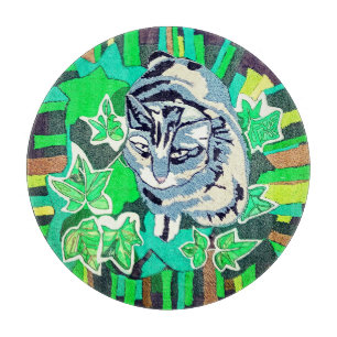 Tabla De Cortar Gato en el jardín