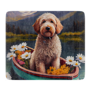 Tabla De Cortar Goldendoodle en una pala: Una aventura escénica
