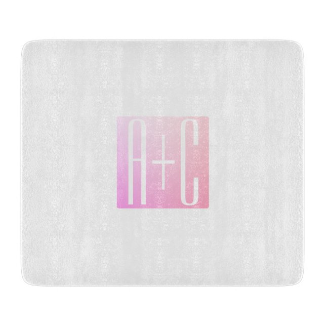 Tabla De Cortar Iniciales de la pareja | Sutil Gradación Rosa (Anverso)