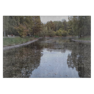 Tabla De Cortar Lago de otoño tranquilo – Edición escandinava