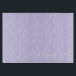 Tabla De Cortar Lavender Purple Modern Script Girly Monograma Nomb<br><div class="desc">Cubierta de nombres de monograma de escritura simple morada de lavanda. Esto hace que la graduación perfecta, el cumpleaños, el boda, la ducha de novia, el aniversario, la ducha de bebé o la fiesta de soltera sea un regalo para alguien que ama el lujo glam y los estilos de moda....</div>