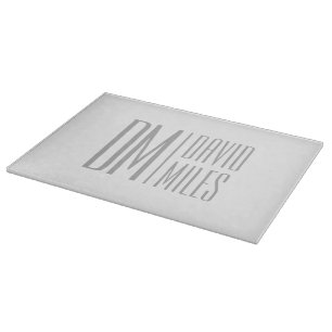 Tabla De Cortar Logotipo de iniciales y nombre gris minimalista y
