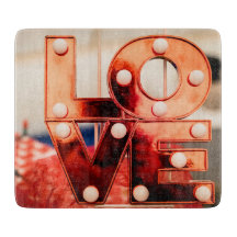 LOVE (Gran letra roja)