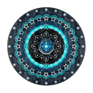 Tabla De Cortar Mandala Kaleidoscope con fondo negro