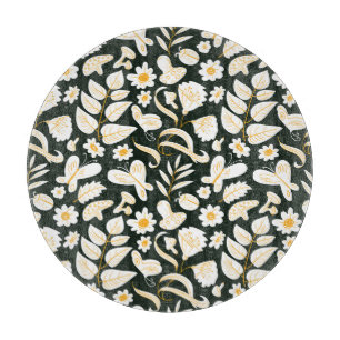 Tabla De Cortar Mariposas y flores: Patrón de verano de Doodle.