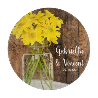 Tabla De Cortar Mason Jar y Yellow Daisies Country Barn Boda