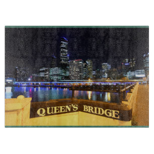 Tabla De Cortar Melbourne Australia CBD enciende el puente de la R