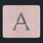 Tabla De Cortar Monograma de Rubor Gris rosa moderno con guión de<br><div class="desc">Tarjeta de recorte de nombres de monograma de escritura simple rosa y gris de Rubor. Esto hace que la graduación perfecta, el cumpleaños, el boda, la ducha de novia, el aniversario, la ducha de bebé o la fiesta de soltera sea un regalo para alguien que ama el lujo glam y...</div>