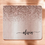 Tabla De Cortar Oro Rosa - Nombre Metalizado del monograma del Pur<br><div class="desc">Oro Rosa - Purpurina de espuma metálica de Relieve metalizado de imitación rosada de Rubor cepillado placa de recorte de nombres de monograma Metalizado. Esto hace que la graduación perfecta, el cumpleaños, el boda, la ducha de novia, el aniversario, la ducha de bebé o la fiesta de soltera sea un...</div>