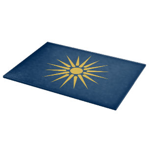Tabla de cortar patriótica con la bandera de Maced