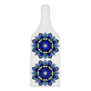 Tabla De Cortar Patrón Mandala 02 en azul oscuro
