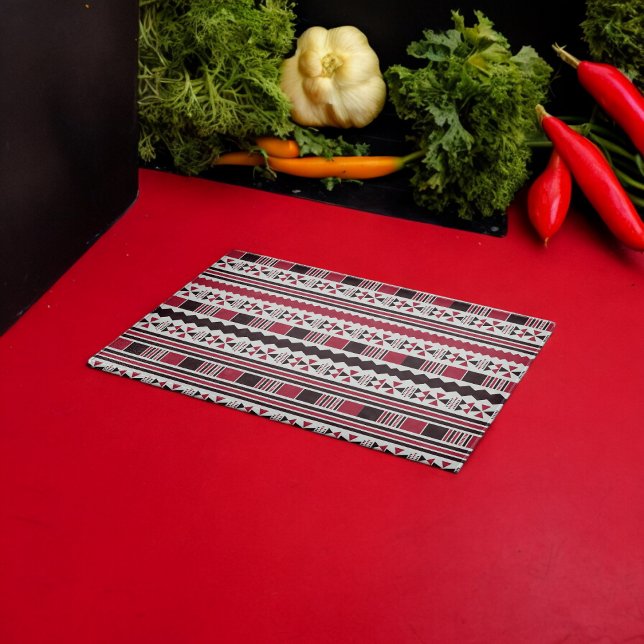 Tabla De Cortar Patrón tribal rojo y negro (Chopping Board)