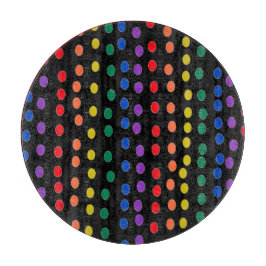 Tabla De Cortar Puntos de golosinas arcoiris sobre negro