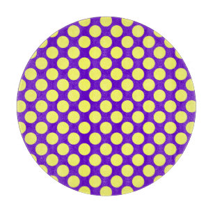 Tabla De Cortar Puntos de Polka Amarillo con fondo morado STaylor