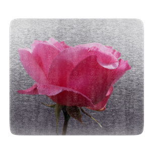 Tabla De Cortar rosa sobre gris