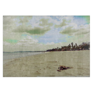 Tabla De Cortar Sandalias en la playa tropical