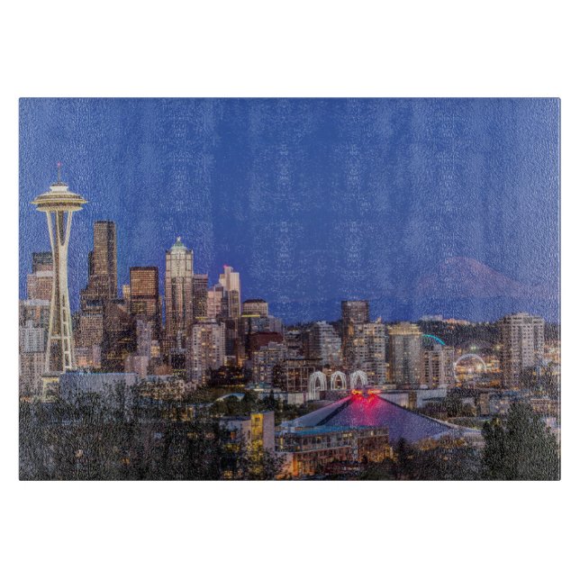 Tabla De Cortar Seattle, centro y Mt. Rainier al anochecer (Anverso)
