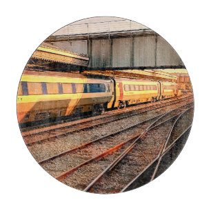 Tabla De Cortar Tren beige y marrón