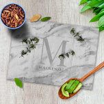 Tabla De Cortar Trendy Silver Foil Metallic Marble Monogram<br><div class="desc">Trendy Silver Foil Metallic Marble Monogram Cutting Board featuring a classy, sophisticated, glamorous classic gray silver foil and gray marble pattern and your custom name and monogram. Perfect for newlyweds, anniversaries, designers, elegant professionals, interior designers, or anyone who loves a luxury aesthetic. Please contact us at cedarandstring@gmail.com if you need...</div>