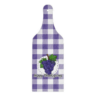 Tabla De Cortar Uva sobre la pasta violeta - Feliz día de gracias