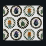 Tabla De Cortar Vintage Insects Colorful Beetles Science<br><div class="desc">Diversos escarabajos vintage coloridos en el círculo de los puntos polka con fondo blanco. Para el entomólogo o el amante inusual de la vida salvaje.</div>