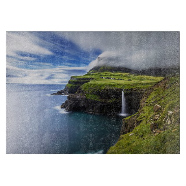 Tabla De Cortar Waterfalls | Faroe Islands, Denmark (Anverso)