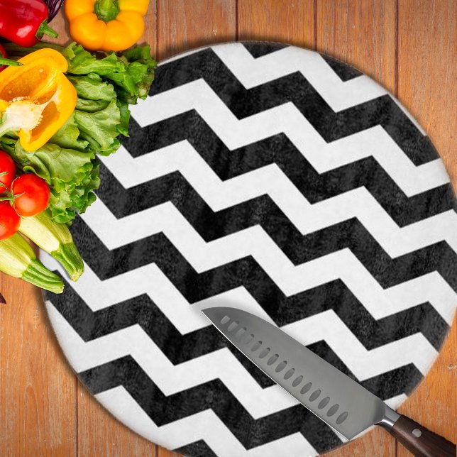 Tabla De Cortar Zigzag Chevron Blanco Y Negro (Zigzag Chevron Black And White Cutting Board by Looly Elzayat
)