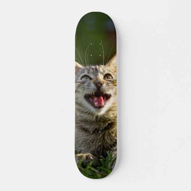 Tabla de Skate Gato Aullando en la Grama (Anverso )