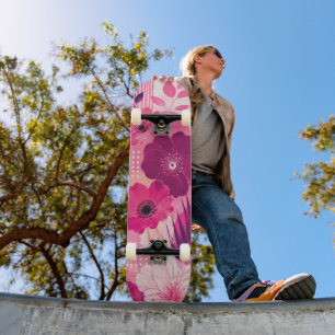 Tabla de skate para chica de moda floral rosa