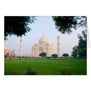 Taj Mahal al amanecer una de las maravillas del