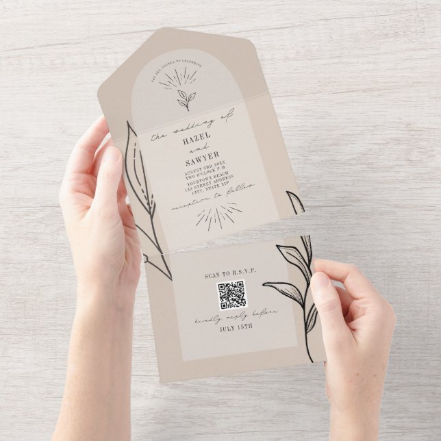 Tan Arch Boda QR RSVP Todo En Una Invitación (desgarro)