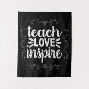Tapiz 3- Enseñar amor inspira camiseta, profesor retro v