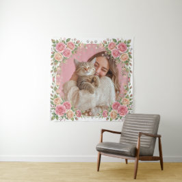 Tapiz Acuarela Floral Rosa y Huella de Pata Foto Persona