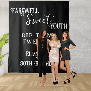 Tapiz Adiós dulce juventud RIP 20s 30 cumpleaños