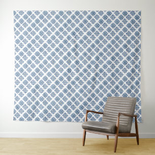 Tapiz Adorno bordado azul sobre blanco