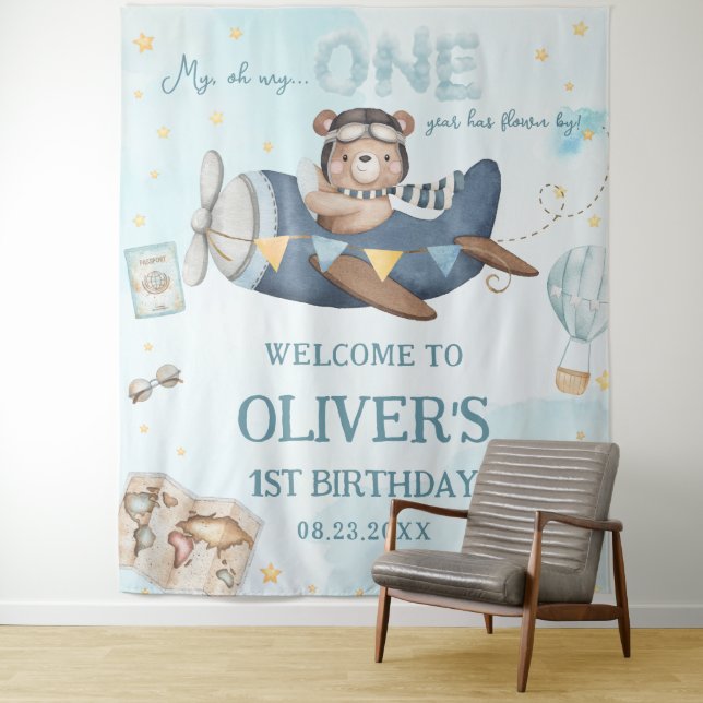 Tapiz Adventure Cute Bear Blue Plane Boy 1er cumpleaños (In situ)