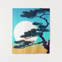 Árbol ciprés y luna llena