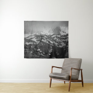 Tapiz Árbol solitario con impresionantes vistas a las mo