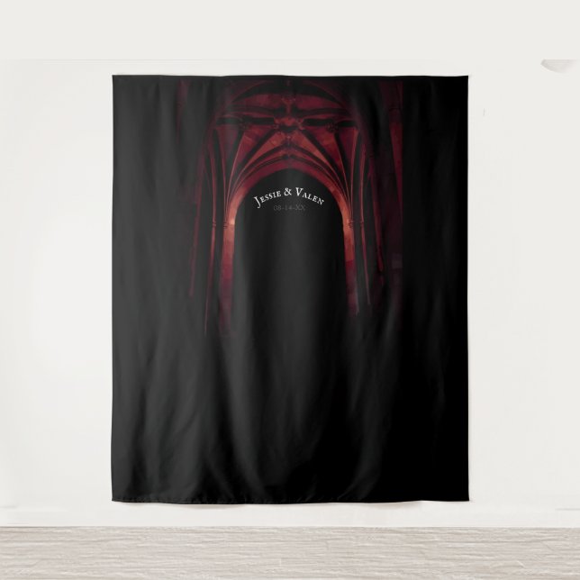 Tapiz Arco Gótico Elegante Boda Oscuro Rojo Negro (Anverso)