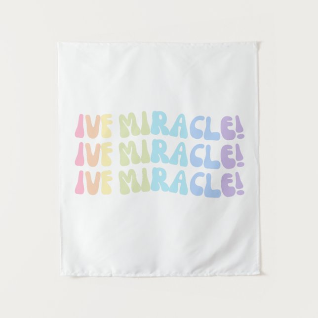 Tapiz Arcoíris IVF MILAGRO Preppy Conciencia de Infertil (Anverso)
